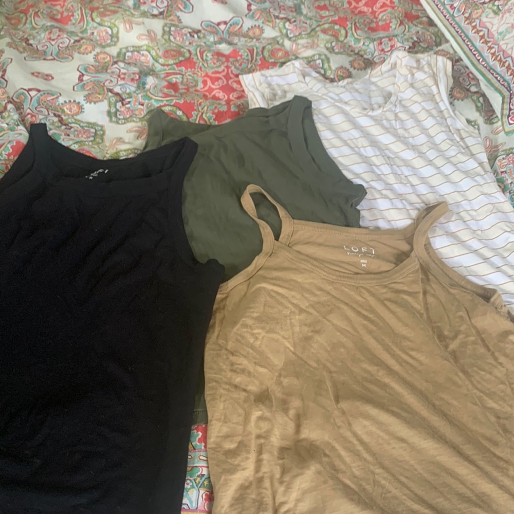 4 LOFT tank tops all size M